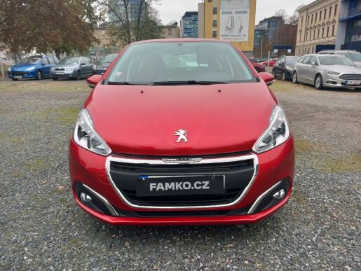 Peugeot 208 1.2