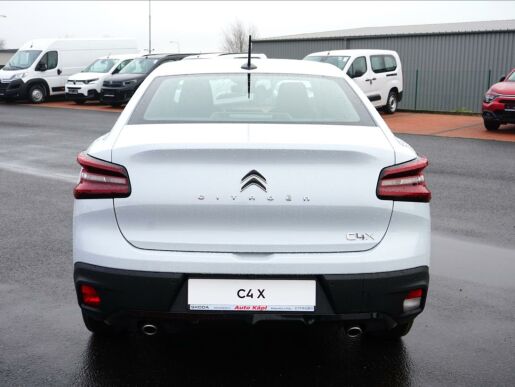 Citroën C4 X 1,2 PureTech 130 EAT8 PLUS