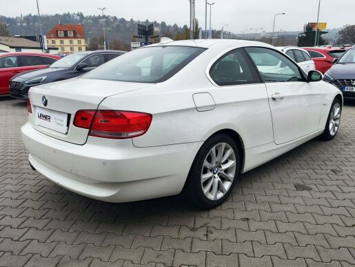 BMW Řada 3 3.0/180kW 330d Coupe