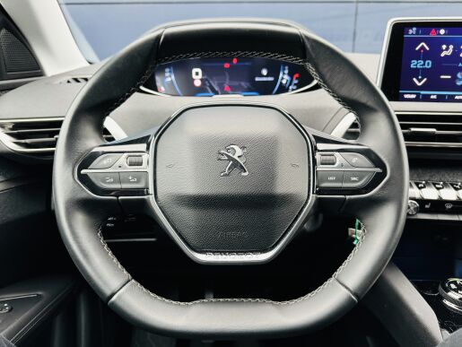 Peugeot 3008 ALLURE, ČR, Navigace, Výhřev, 1.majitel