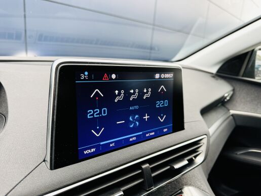 Peugeot 3008 ALLURE, ČR, Navigace, Výhřev, 1.majitel