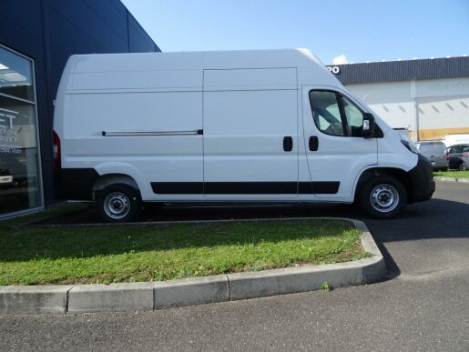 Peugeot Boxer Furgon 3500 L3H3 BlueHDi 140k