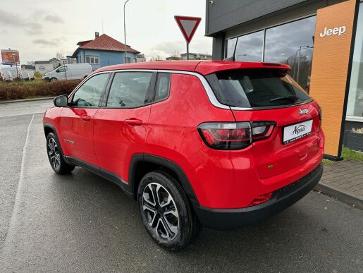 Jeep Compass Altitude 1.5 Turbo e-Hybrid 130k