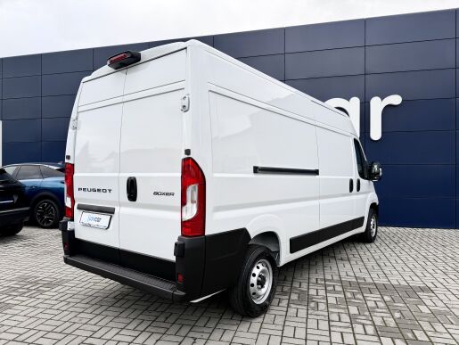 Peugeot Boxer 3300 L3H2 140k Manuál