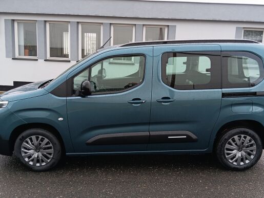 Citroën Berlingo osobní PLUS 1,2 PT 110k MAN6