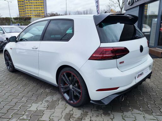 Volkswagen Golf 2.0 TSI/180kW GTI Performance