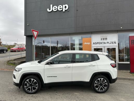 Jeep Compass Altitude 1.5 Turbo e-Hybrid 130k