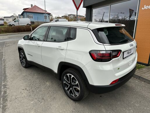 Jeep Compass Altitude 1.5 Turbo e-Hybrid 130k