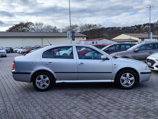 Škoda Octavia 1.9 TDi/66kW ČR Elegance