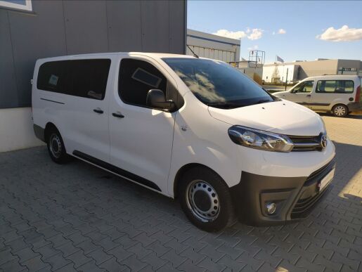 Toyota ProAce 2,0 D-4D 150k  L2 Active 9 míst