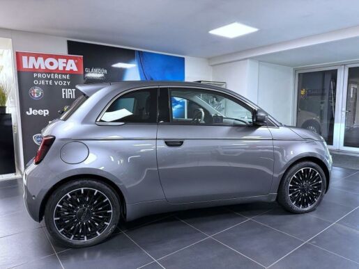 Fiat 500 BEV La Prima By Bocelli 320km