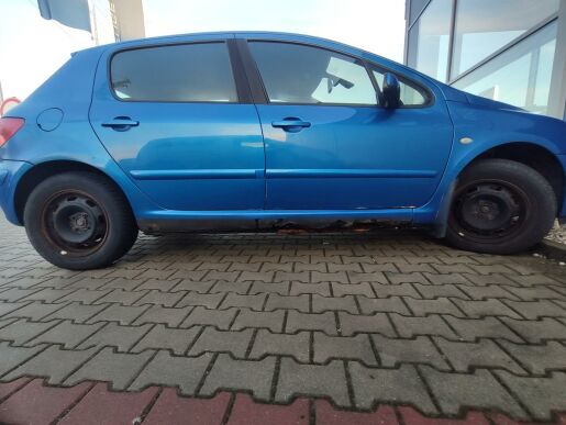 Peugeot 307 1.4i na ND nebo výměnu prahů