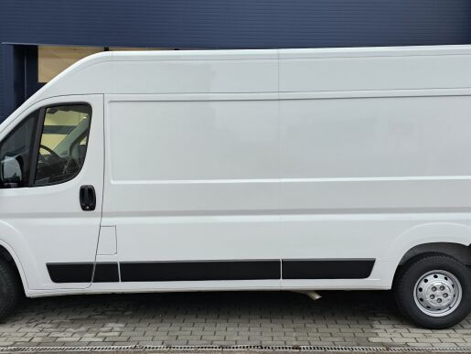 Peugeot Boxer FURGON L3H2 2.2 BlueHDI 140k MAN6