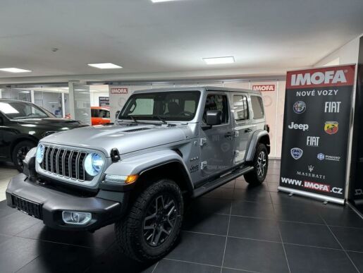 Jeep Wrangler Unlimited 2.0T 272k AT8 Sahara