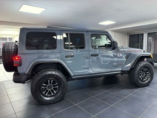 Jeep Wrangler Unlimited 3,6 V6 290k AT8 Rubi