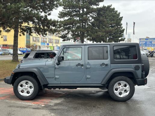 Jeep Wrangler 2,8 CRD  Rubicon/2xlock/ CZ!