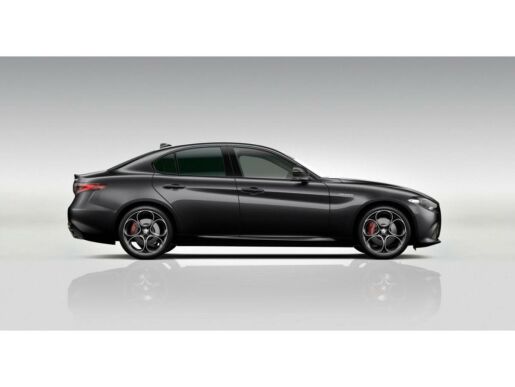 Alfa Romeo Giulia 2.0T 280k AT8 ZF Q4 4x4 Veloce