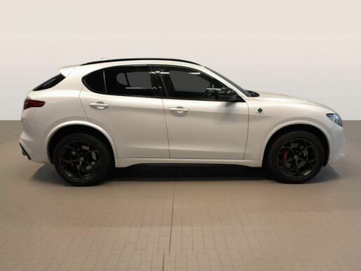 Alfa Romeo Stelvio 2.9T V6 8AT 510k Q4 QUADRIFOGL