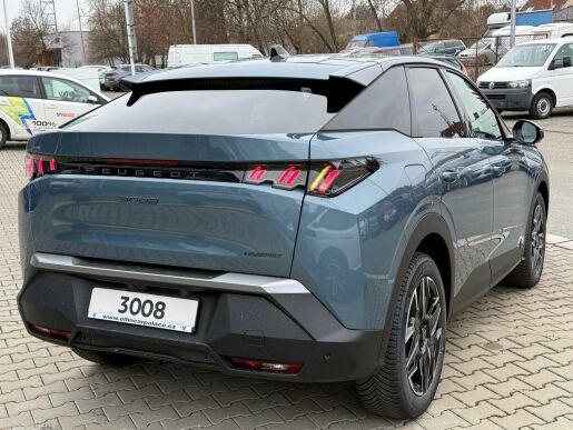 Peugeot 3008 ALLURE HYBRID - IHNED K ODBĚRU