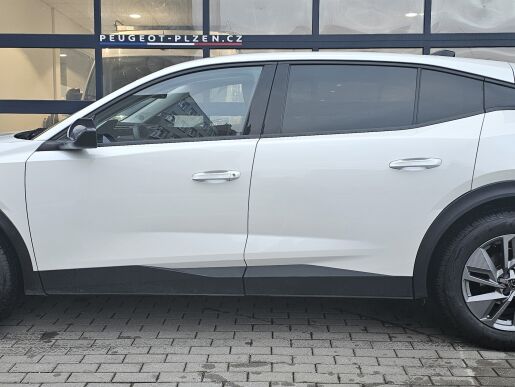 Peugeot 408 Allure PureTech 130 EAT8