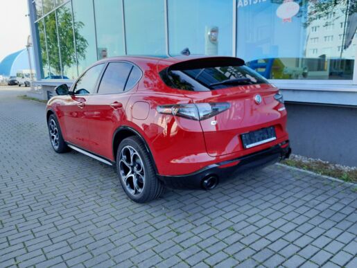 Alfa Romeo Stelvio Veloce 4x4 2,0 280PS