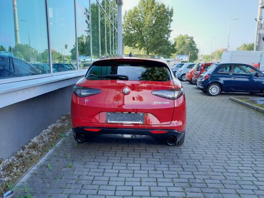 Alfa Romeo Stelvio Veloce 4x4 2,0 280PS