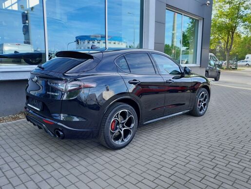 Alfa Romeo Stelvio Veloce 4x4 2,0 280PS