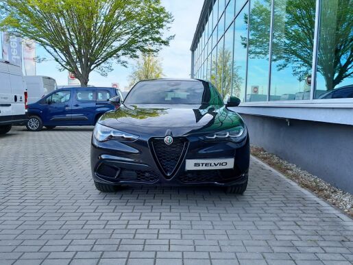 Alfa Romeo Stelvio Veloce 4x4 2,0 280PS