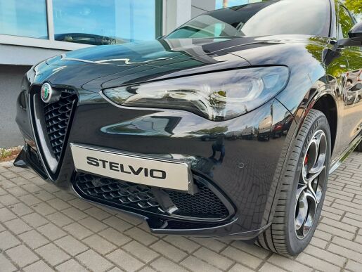 Alfa Romeo Stelvio Veloce 4x4 2,0 280PS