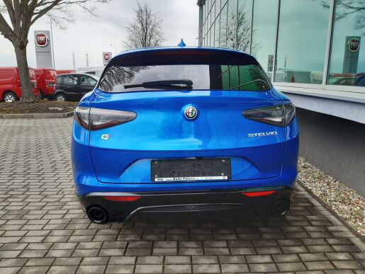 Alfa Romeo Stelvio Veloce 4x4 2,0 280PS