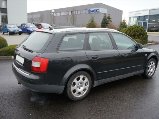 Audi A4 Avant 2,5 TDI  Automat V6 - ta