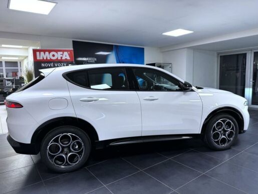 Alfa Romeo Tonale 1.5 T e-Hybrid 160k AT SPRINT