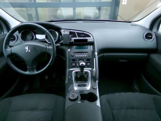 Peugeot 3008 ACTIVE 1,6 HDi