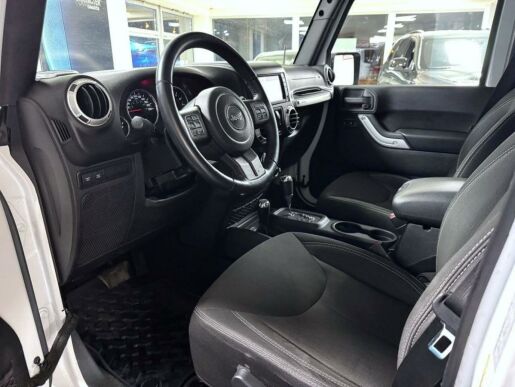 Jeep Wrangler Unlimited 3,6 V6 284k Rubicon,