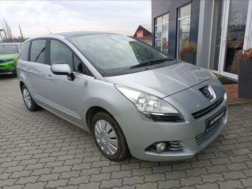 Peugeot 5008 Active 1.6 HDi MAN6, 7míst