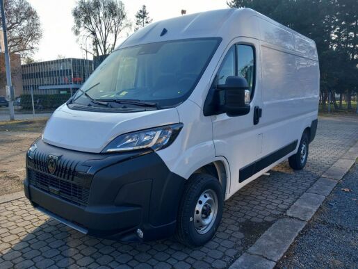 Peugeot Boxer Furgon 3300 L2H2 BlueHDi 120k