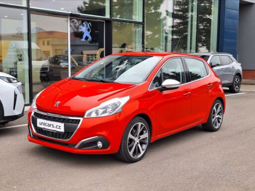 Peugeot 208 1,2 PureTech  Allure AT