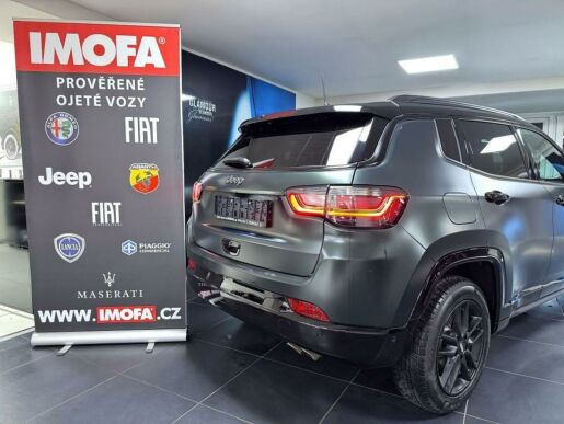 Jeep Compass 1.3 T4 150k AT 80th Anniversar