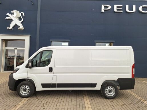 Peugeot Boxer Furgon 3300 L2H1 BlHDi 120k  M