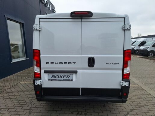 Peugeot Boxer Furgon 3300 L2H1 BlHDi 120k  M