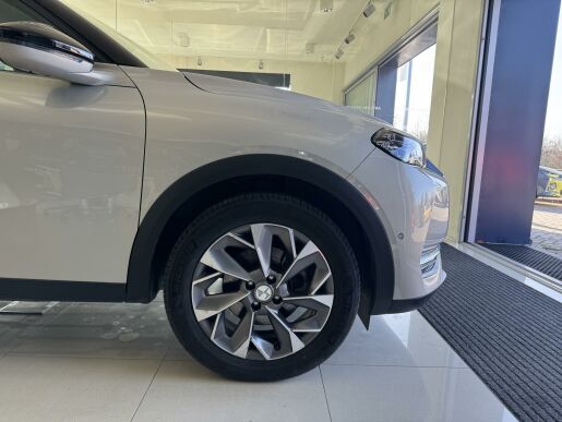 DS Automobiles DS3 Crossback RIVOLI E-TENSE