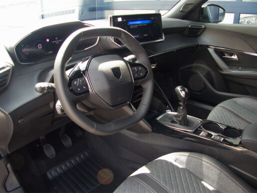 Peugeot 2008 Allure PureTech 100