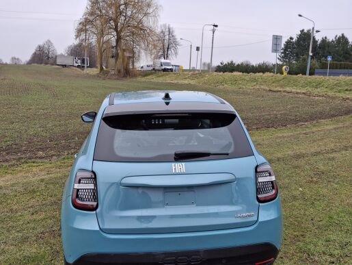 Fiat 600 1,2 T, hybrid, AT