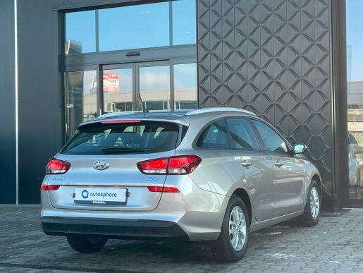 Hyundai i30 TRIKOLOR 1.0 T-GDi 88 kW