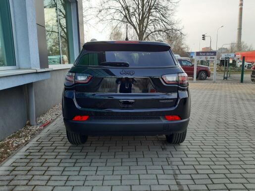 Jeep Compass 1.5 130 PS NIGHT EAGLE Automat