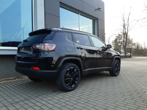 Jeep Compass 1.5 130 PS NIGHT EAGLE Automat