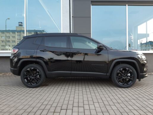 Jeep Compass 1.5 130 PS NIGHT EAGLE Automat