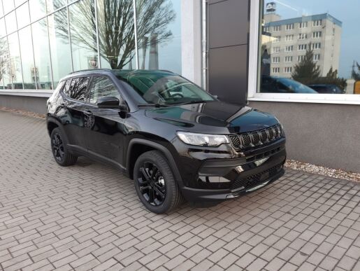 Jeep Compass 1.5 130 PS NIGHT EAGLE Automat