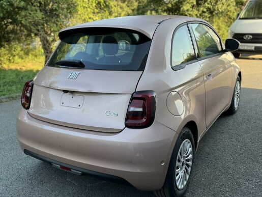 Fiat 500e FIAT 500 e 