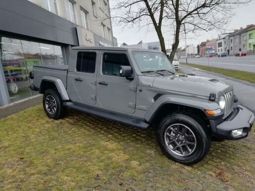 Jeep Gladiator OVERLAND 3,0 V6 CRD 264k 4WD